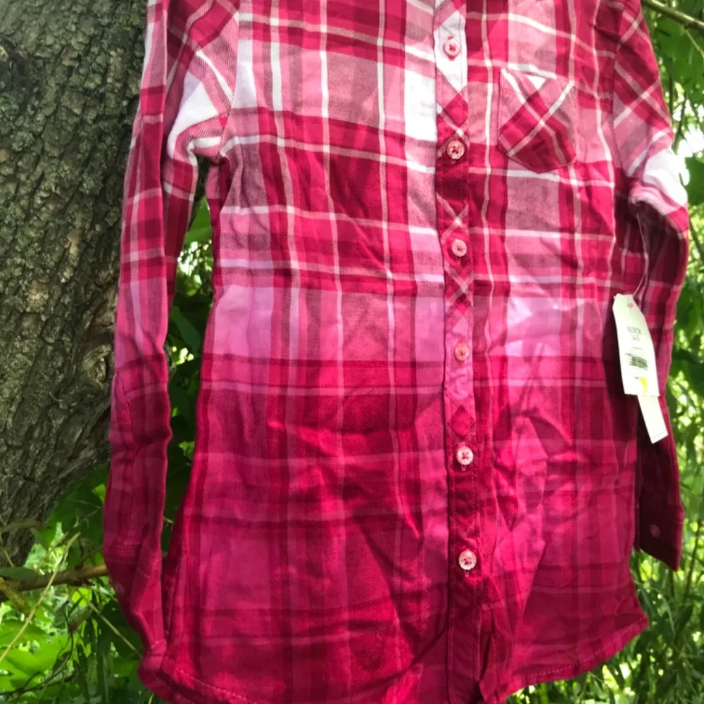 🍓NWT Button Down Western Spring Ombre Plaid Shirt